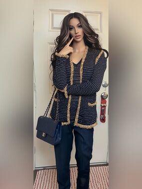 Chanel 15C Paris-Dubai Runway.
Collection Two-Piece Ensemble (Style
P50930K06525